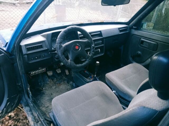 Синий ЗАЗ 1102 Таврия, объемом двигателя 1.1 л и пробегом 136 тыс. км за 400 $, фото 2 на Automoto.ua