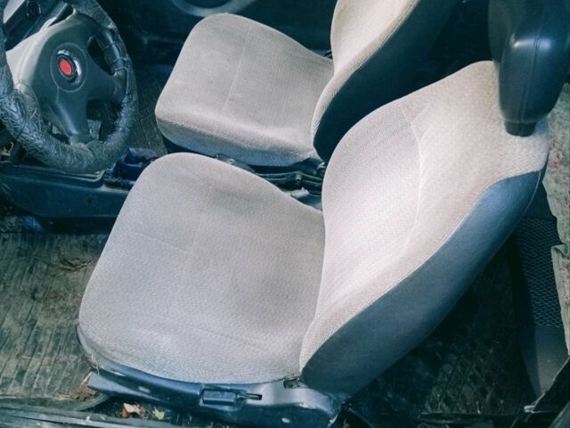 Синий ЗАЗ 1102 Таврия, объемом двигателя 1.1 л и пробегом 136 тыс. км за 400 $, фото 8 на Automoto.ua