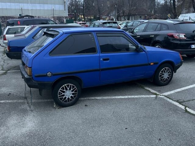 Синий ЗАЗ 1102 Таврия, объемом двигателя 1.1 л и пробегом 68 тыс. км за 600 $, фото 3 на Automoto.ua