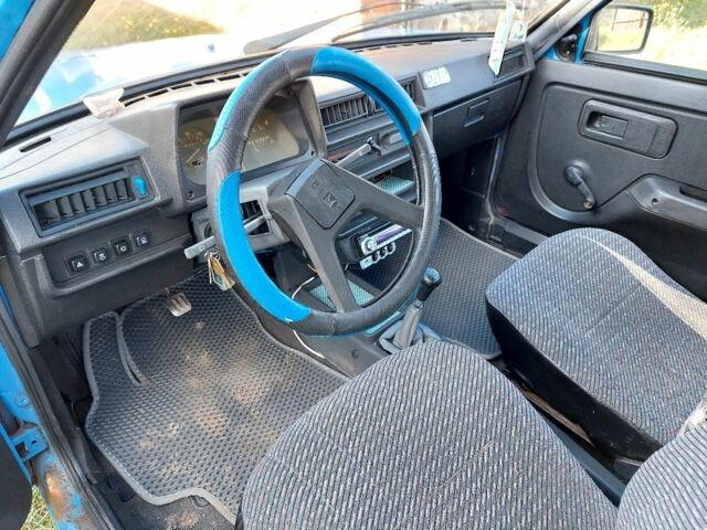 Синий ЗАЗ 1102 Таврия, объемом двигателя 1.2 л и пробегом 189 тыс. км за 500 $, фото 10 на Automoto.ua