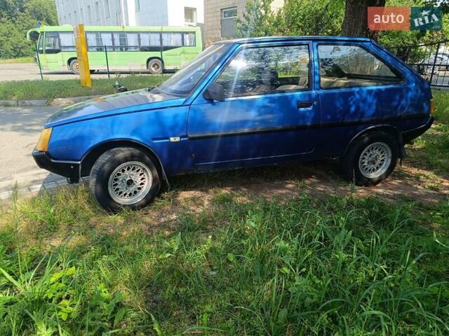 Синий ЗАЗ 1102 Таврия, объемом двигателя 1.2 л и пробегом 300 тыс. км за 1500 $, фото 2 на Automoto.ua