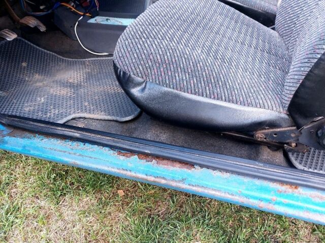 Синий ЗАЗ 1102 Таврия, объемом двигателя 1.2 л и пробегом 189 тыс. км за 500 $, фото 9 на Automoto.ua