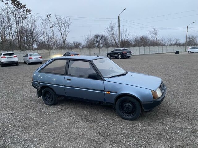 Синий ЗАЗ 1102 Таврия, объемом двигателя 1.2 л и пробегом 178 тыс. км за 379 $, фото 4 на Automoto.ua