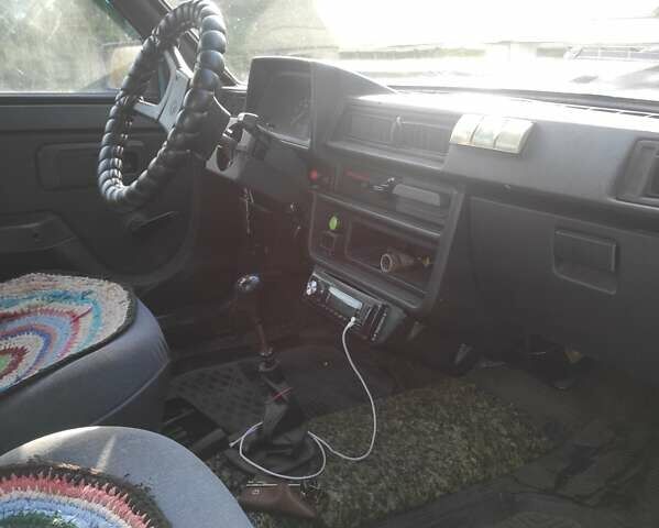 Синий ЗАЗ 1102 Таврия, объемом двигателя 0.9 л и пробегом 100 тыс. км за 713 $, фото 11 на Automoto.ua