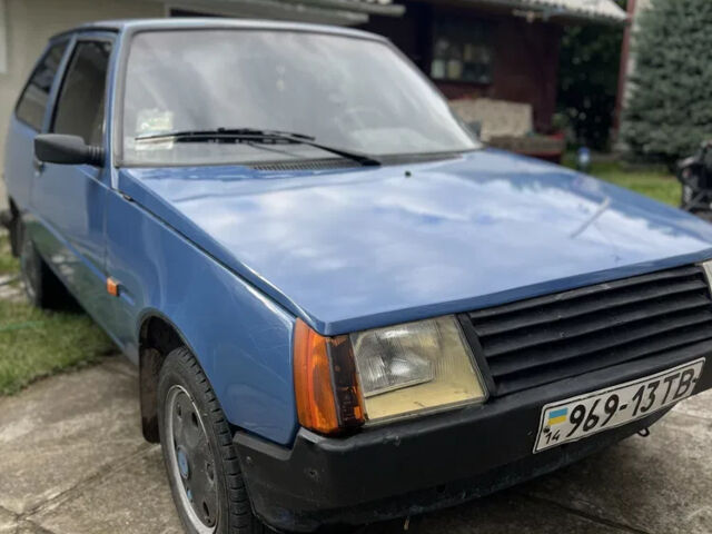 Синий ЗАЗ 1102 Таврия, объемом двигателя 1.1 л и пробегом 102 тыс. км за 580 $, фото 3 на Automoto.ua