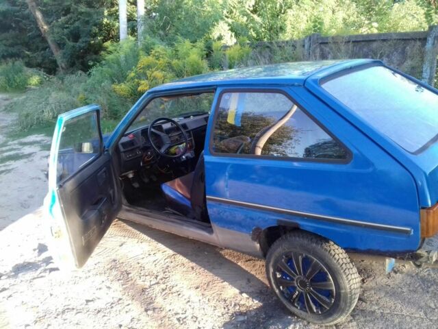 Синий ЗАЗ 1102 Таврия, объемом двигателя 0 л и пробегом 250 тыс. км за 428 $, фото 1 на Automoto.ua