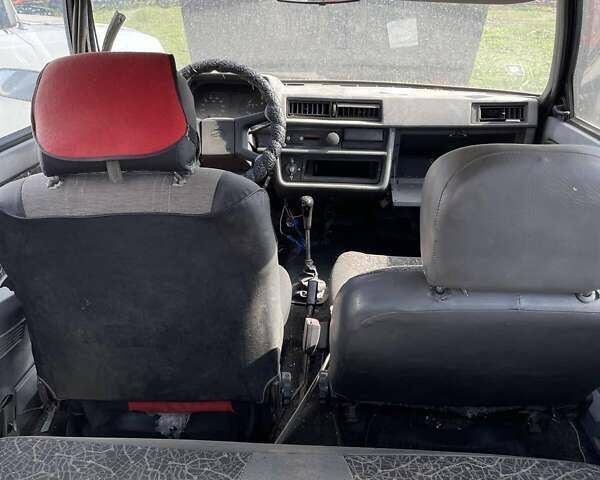 Синій ЗАЗ 1102 Таврія, об'ємом двигуна 1.2 л та пробігом 300 тис. км за 800 $, фото 7 на Automoto.ua