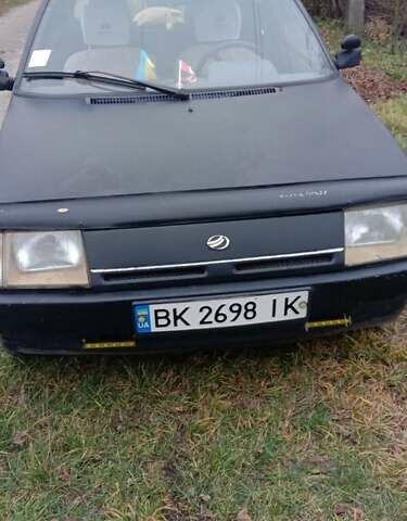 Синий ЗАЗ 1102 Таврия, объемом двигателя 1.2 л и пробегом 123 тыс. км за 996 $, фото 5 на Automoto.ua