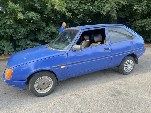 Синій ЗАЗ 1102 Таврія, об'ємом двигуна 1.1 л та пробігом 120 тис. км за 750 $, фото 2 на Automoto.ua