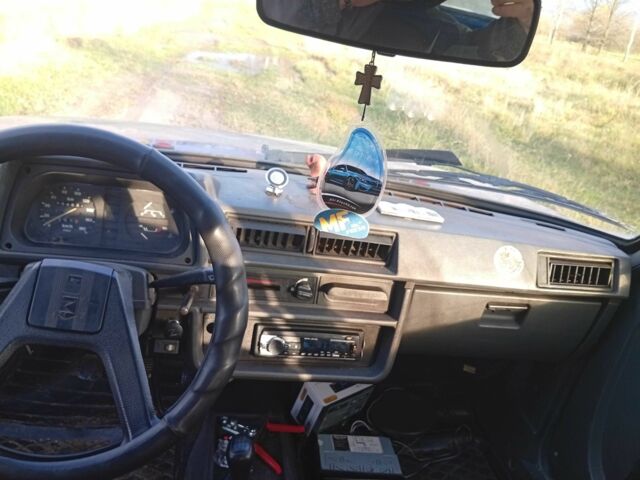 Синий ЗАЗ 1102 Таврия, объемом двигателя 1.1 л и пробегом 100 тыс. км за 716 $, фото 10 на Automoto.ua