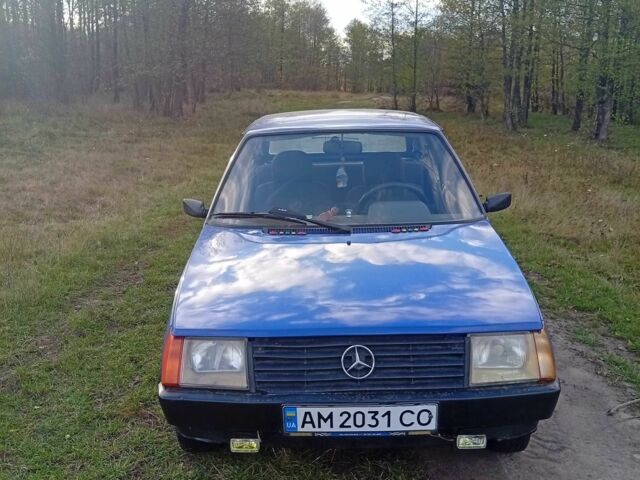 Синий ЗАЗ 1102 Таврия, объемом двигателя 1.1 л и пробегом 100 тыс. км за 716 $, фото 3 на Automoto.ua