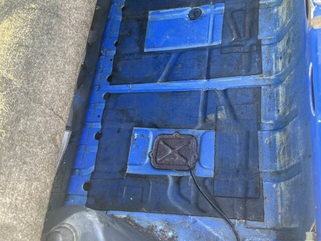 Синій ЗАЗ 1102 Таврія, об'ємом двигуна 1.2 л та пробігом 60 тис. км за 1000 $, фото 17 на Automoto.ua