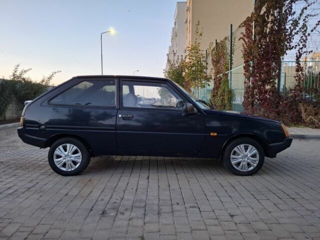Синий ЗАЗ 1102 Таврия, объемом двигателя 1.1 л и пробегом 235 тыс. км за 850 $, фото 3 на Automoto.ua