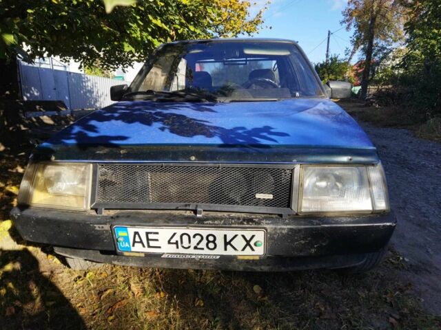 Синій ЗАЗ 1102 Таврія, об'ємом двигуна 1.1 л та пробігом 1000 тис. км за 500 $, фото 3 на Automoto.ua