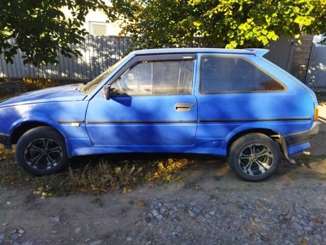 Синій ЗАЗ 1102 Таврія, об'ємом двигуна 1.1 л та пробігом 1000 тис. км за 500 $, фото 5 на Automoto.ua