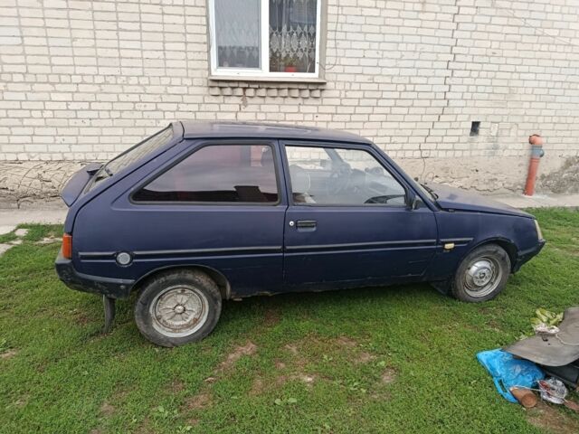 Синий ЗАЗ 1102 Таврия, объемом двигателя 1 л и пробегом 276 тыс. км за 170 $, фото 2 на Automoto.ua