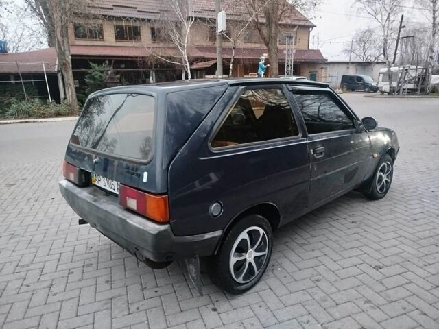 Синий ЗАЗ 1102 Таврия, объемом двигателя 1.2 л и пробегом 150 тыс. км за 712 $, фото 2 на Automoto.ua