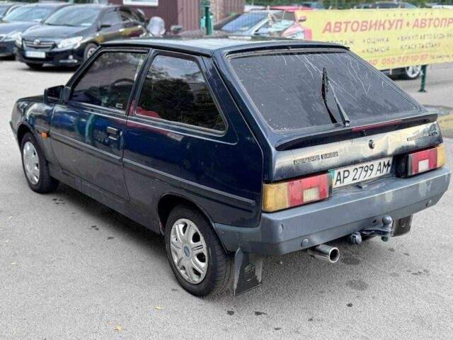 Синий ЗАЗ 1102 Таврия, объемом двигателя 1.2 л и пробегом 250 тыс. км за 650 $, фото 5 на Automoto.ua