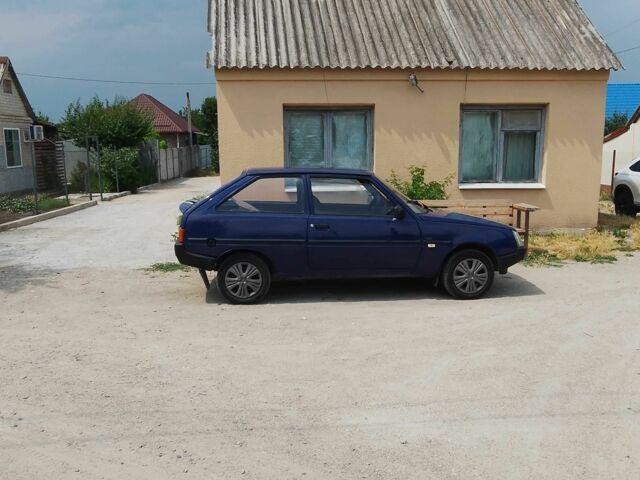 Синий ЗАЗ 1102 Таврия, объемом двигателя 1.2 л и пробегом 125 тыс. км за 1201 $, фото 4 на Automoto.ua
