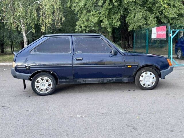 Синий ЗАЗ 1102 Таврия, объемом двигателя 1.2 л и пробегом 250 тыс. км за 650 $, фото 3 на Automoto.ua