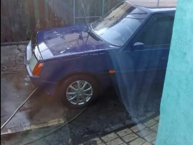 Синий ЗАЗ 1102 Таврия, объемом двигателя 1.1 л и пробегом 1 тыс. км за 2000 $, фото 1 на Automoto.ua