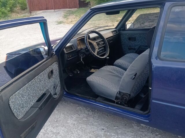 Синий ЗАЗ 1102 Таврия, объемом двигателя 1.1 л и пробегом 174 тыс. км за 1649 $, фото 4 на Automoto.ua