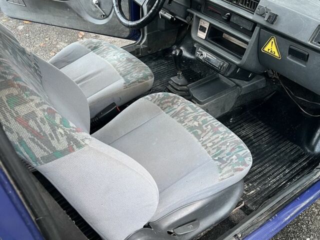 Синий ЗАЗ 1102 Таврия, объемом двигателя 1.2 л и пробегом 170 тыс. км за 600 $, фото 6 на Automoto.ua