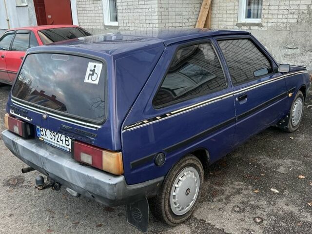 Синий ЗАЗ 1102 Таврия, объемом двигателя 1.2 л и пробегом 170 тыс. км за 600 $, фото 3 на Automoto.ua