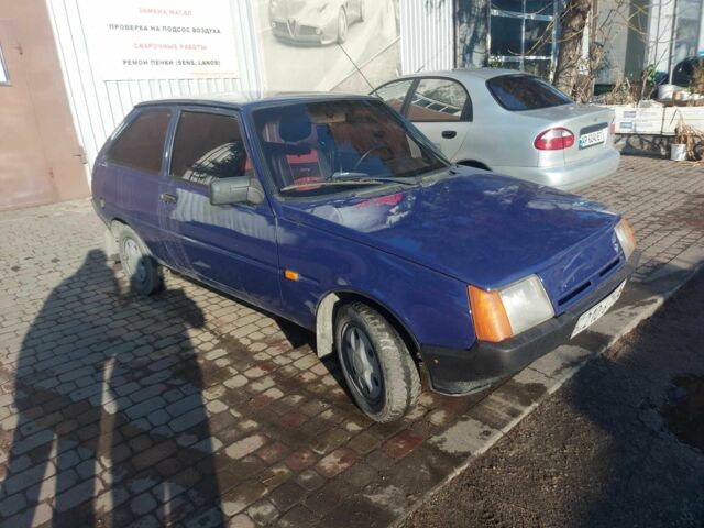 Синий ЗАЗ 1102 Таврия, объемом двигателя 1.1 л и пробегом 100 тыс. км за 800 $, фото 2 на Automoto.ua