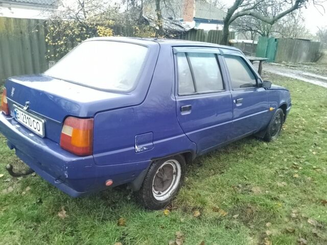 Синий ЗАЗ 1102 Таврия, объемом двигателя 1.2 л и пробегом 300 тыс. км за 417 $, фото 5 на Automoto.ua