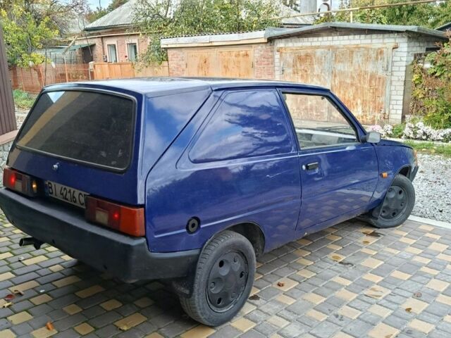 Синий ЗАЗ 1102 Таврия, объемом двигателя 1.2 л и пробегом 100 тыс. км за 550 $, фото 6 на Automoto.ua