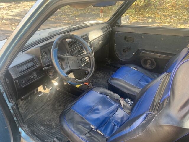 Синий ЗАЗ 1102 Таврия, объемом двигателя 1.3 л и пробегом 1 тыс. км за 642 $, фото 4 на Automoto.ua