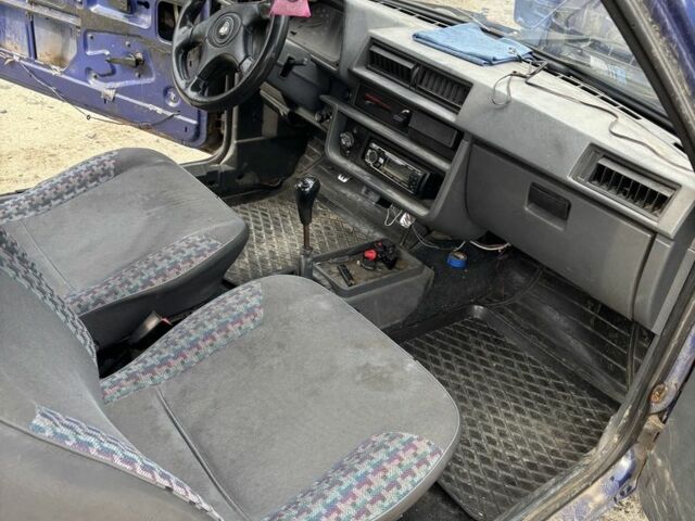 Синий ЗАЗ 1102 Таврия, объемом двигателя 1.2 л и пробегом 250 тыс. км за 500 $, фото 6 на Automoto.ua