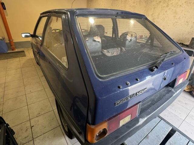 ЗАЗ 1102 Таврия 2004 в Запорожье на Automoto.ua Синий ЗАЗ 1102 Таврия, объемом двигателя 1.2 л и пробегом 100 тыс. км за 400 $, фото 4 на Automoto.ua