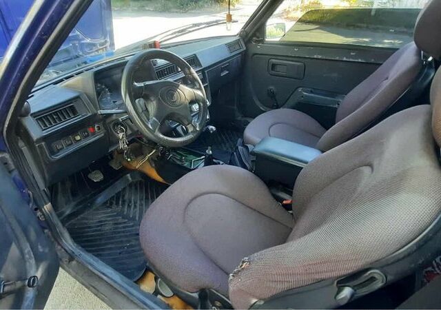 Синій ЗАЗ 1102 Таврія, об'ємом двигуна 1.1 л та пробігом 80 тис. км за 750 $, фото 5 на Automoto.ua
