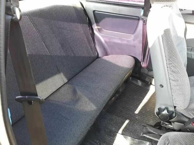 Синий ЗАЗ 1102 Таврия, объемом двигателя 1.1 л и пробегом 3 тыс. км за 2000 $, фото 6 на Automoto.ua