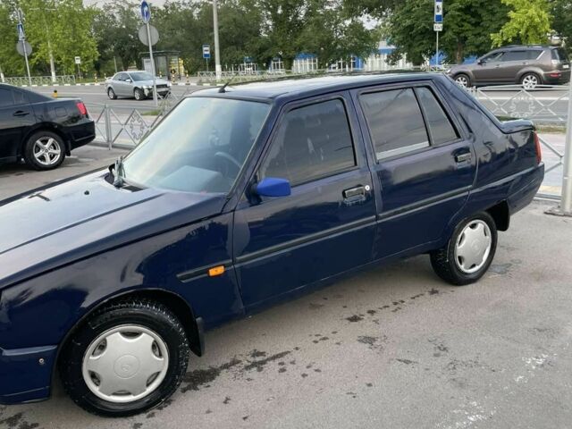 Синий ЗАЗ 1102 Таврия, объемом двигателя 1.2 л и пробегом 80 тыс. км за 1200 $, фото 4 на Automoto.ua