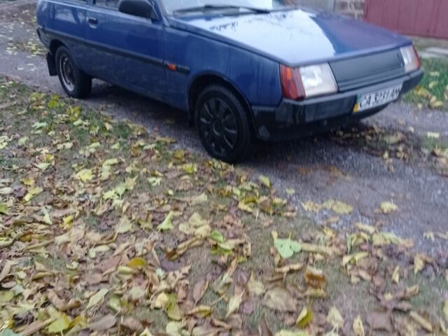 Синий ЗАЗ 1102 Таврия, объемом двигателя 0 л и пробегом 128 тыс. км за 850 $, фото 2 на Automoto.ua