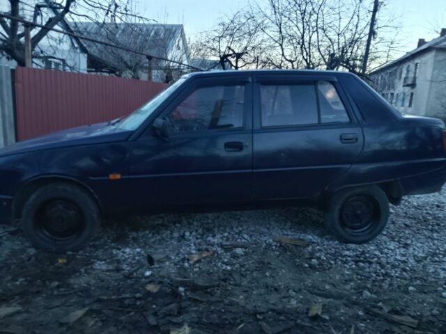 Синий ЗАЗ 1102 Таврия, объемом двигателя 1.2 л и пробегом 300 тыс. км за 519 $, фото 3 на Automoto.ua