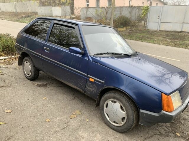 Синій ЗАЗ 1102 Таврія, об'ємом двигуна 1.2 л та пробігом 105 тис. км за 1190 $, фото 4 на Automoto.ua