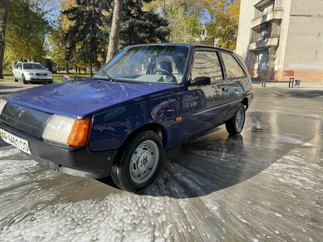 Синий ЗАЗ 1102 Таврия, объемом двигателя 1.2 л и пробегом 400 тыс. км за 750 $, фото 3 на Automoto.ua