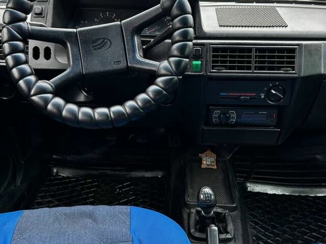 Синий ЗАЗ 1102 Таврия, объемом двигателя 1.2 л и пробегом 68 тыс. км за 700 $, фото 5 на Automoto.ua