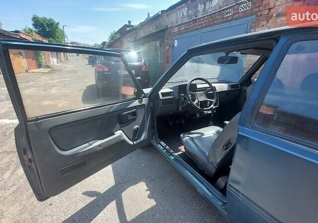 Синий ЗАЗ 1102 Таврия, объемом двигателя 1.1 л и пробегом 115 тыс. км за 955 $, фото 6 на Automoto.ua