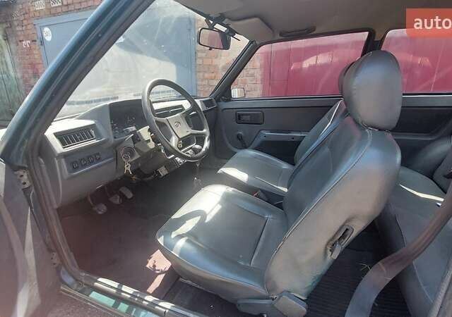 Синий ЗАЗ 1102 Таврия, объемом двигателя 1.1 л и пробегом 115 тыс. км за 955 $, фото 8 на Automoto.ua