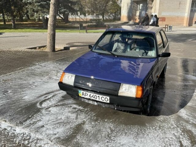 Синий ЗАЗ 1102 Таврия, объемом двигателя 1.2 л и пробегом 400 тыс. км за 750 $, фото 2 на Automoto.ua
