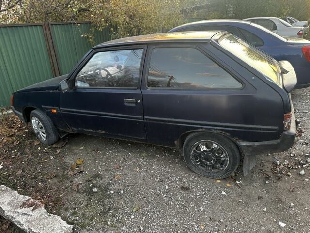 Синий ЗАЗ 1102 Таврия, объемом двигателя 1.2 л и пробегом 150 тыс. км за 700 $, фото 1 на Automoto.ua