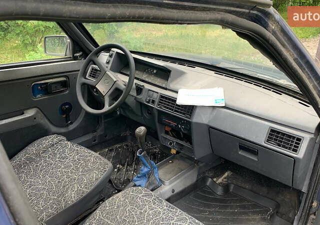 Синий ЗАЗ 1102 Таврия, объемом двигателя 1.2 л и пробегом 150 тыс. км за 1200 $, фото 3 на Automoto.ua