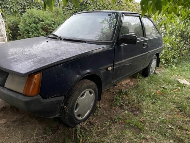 Синий ЗАЗ 1102 Таврия, объемом двигателя 1.2 л и пробегом 300 тыс. км за 500 $, фото 1 на Automoto.ua