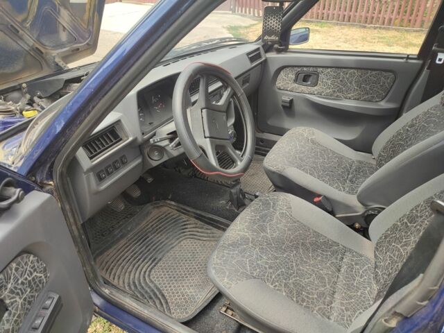 Синий ЗАЗ 1102 Таврия, объемом двигателя 1.2 л и пробегом 41 тыс. км за 1400 $, фото 4 на Automoto.ua