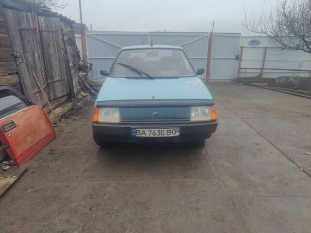 Синій ЗАЗ 1102 Таврія, об'ємом двигуна 1.1 л та пробігом 200 тис. км за 332 $, фото 1 на Automoto.ua